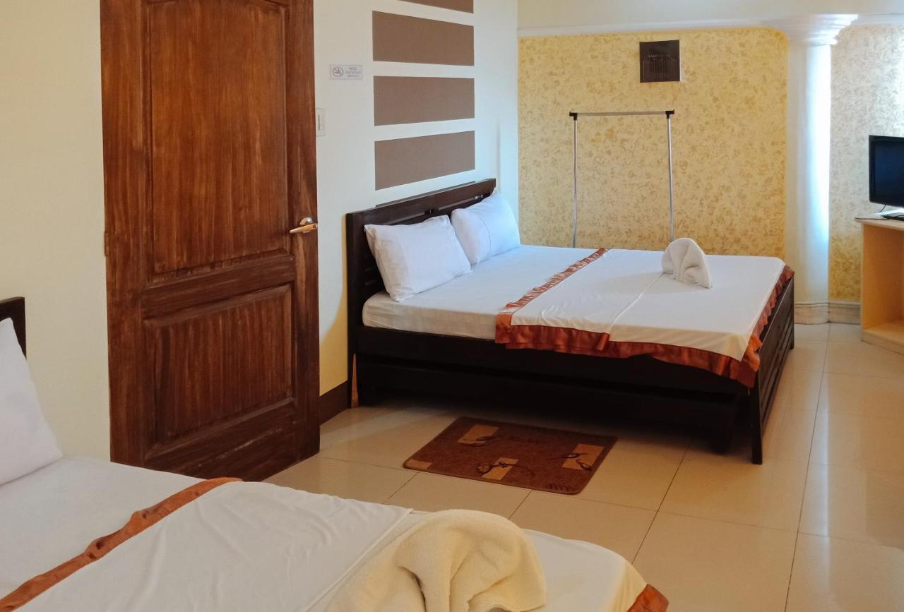 Villa Asuncion Country Inn And Resort Iloilo By Reddoorz Tigbauan エクステリア 写真