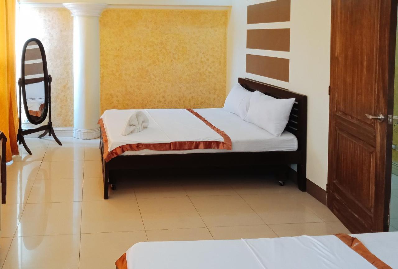 Villa Asuncion Country Inn And Resort Iloilo By Reddoorz Tigbauan エクステリア 写真